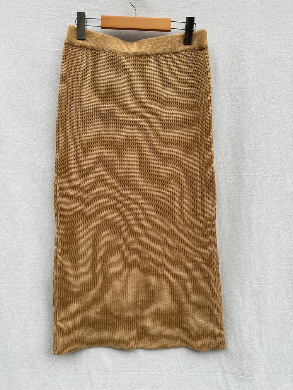 Dazy Knit Midi Skirt